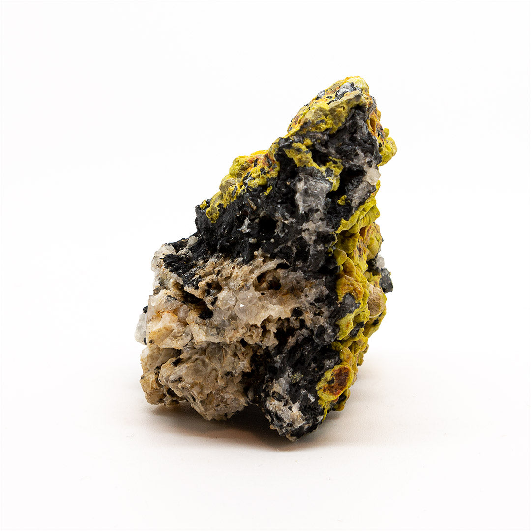 MIMETITE VAR CAMPYLITE & PYROLUSITE