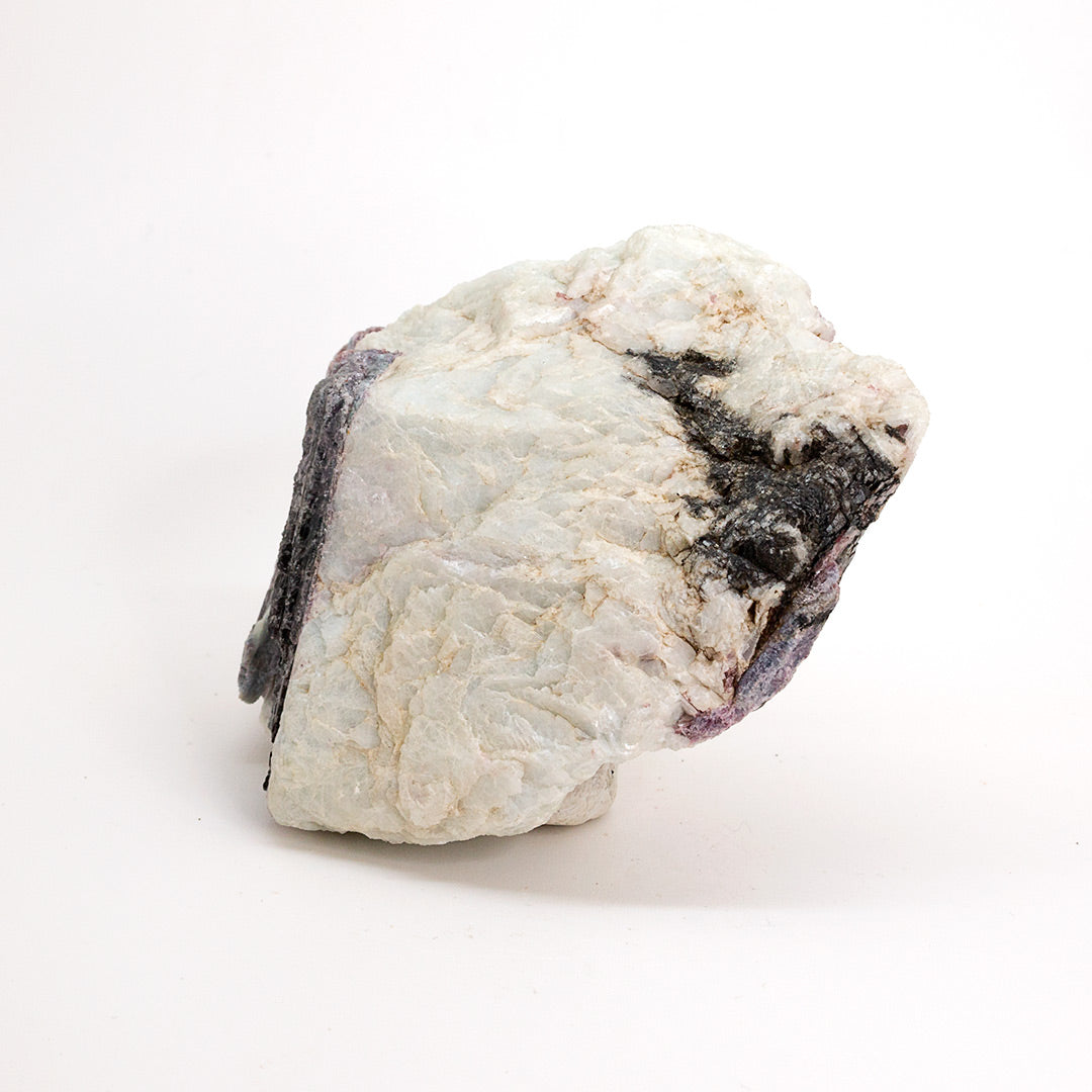 TOURMALINE IN ALBITE
