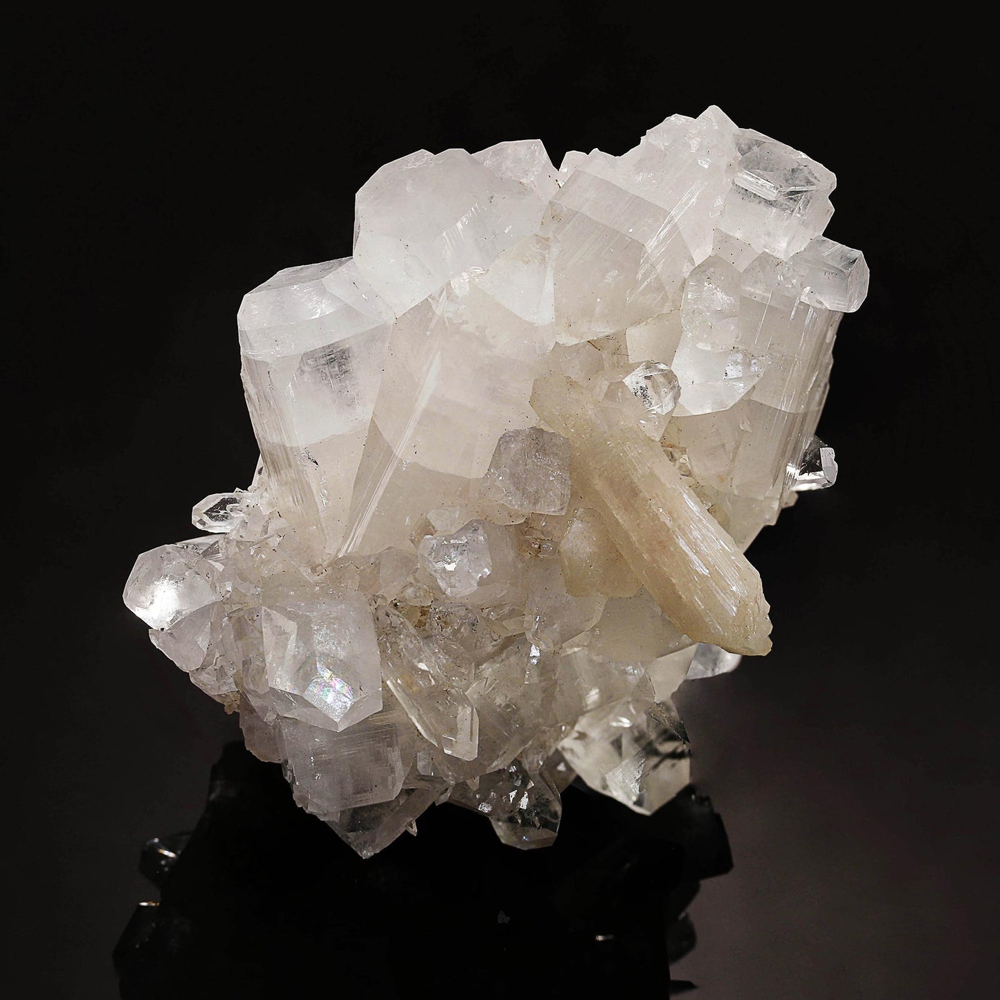 APOPHYLLITE & STILBITE ON STALACTITE