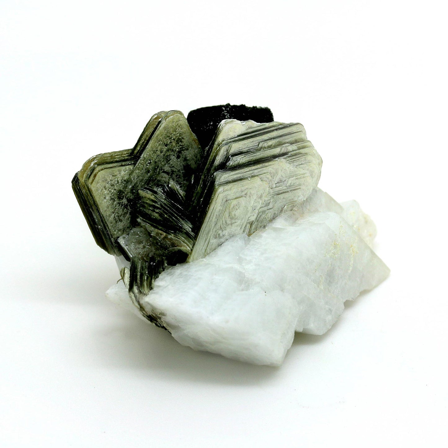 TOURMALINE WITH MICA, GARNET & ALBITE