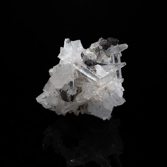 HÜBNERITE & QUARTZ