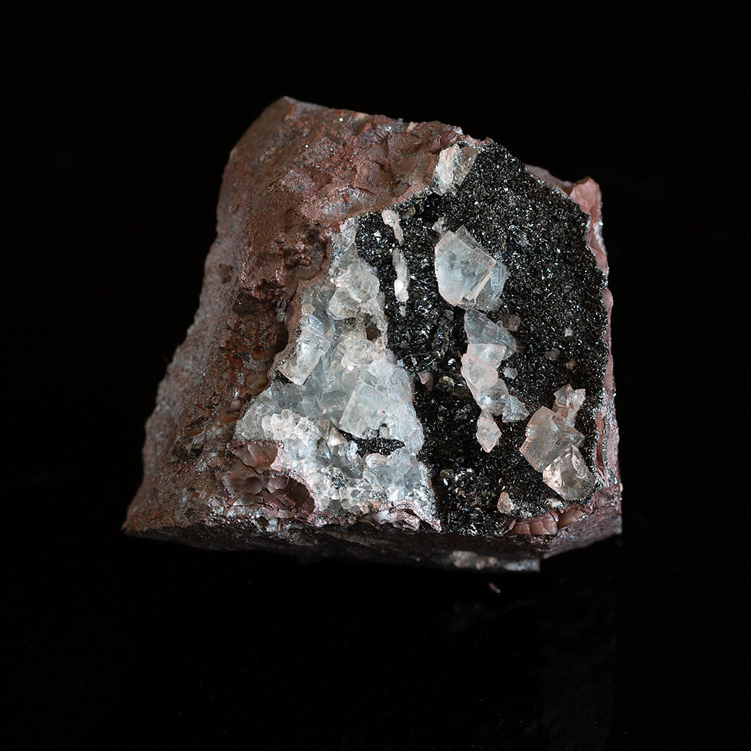 FLUORITE & HEMATITE VAR SPECULARITE ON HEMATITE