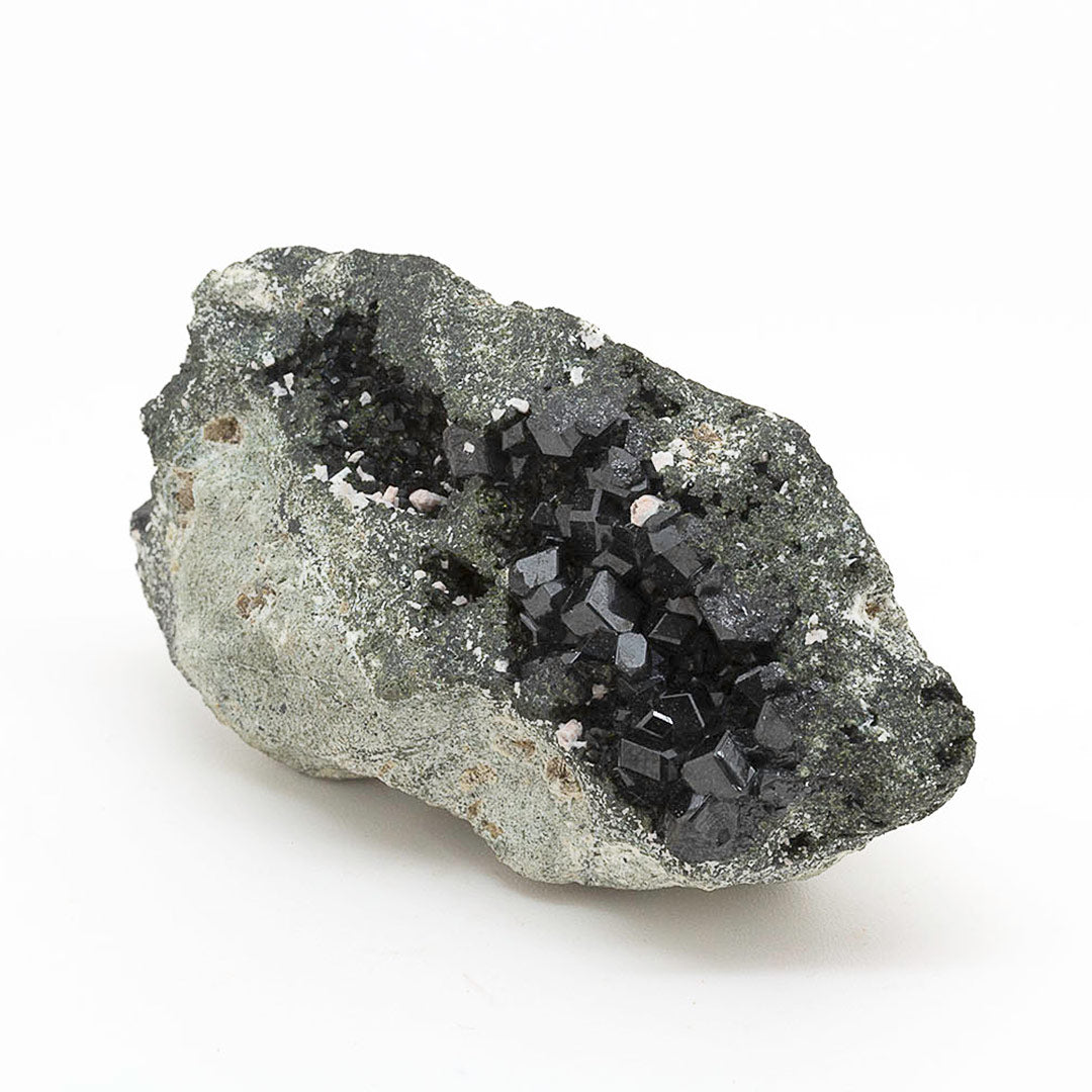 GARNET VAR MELANITE