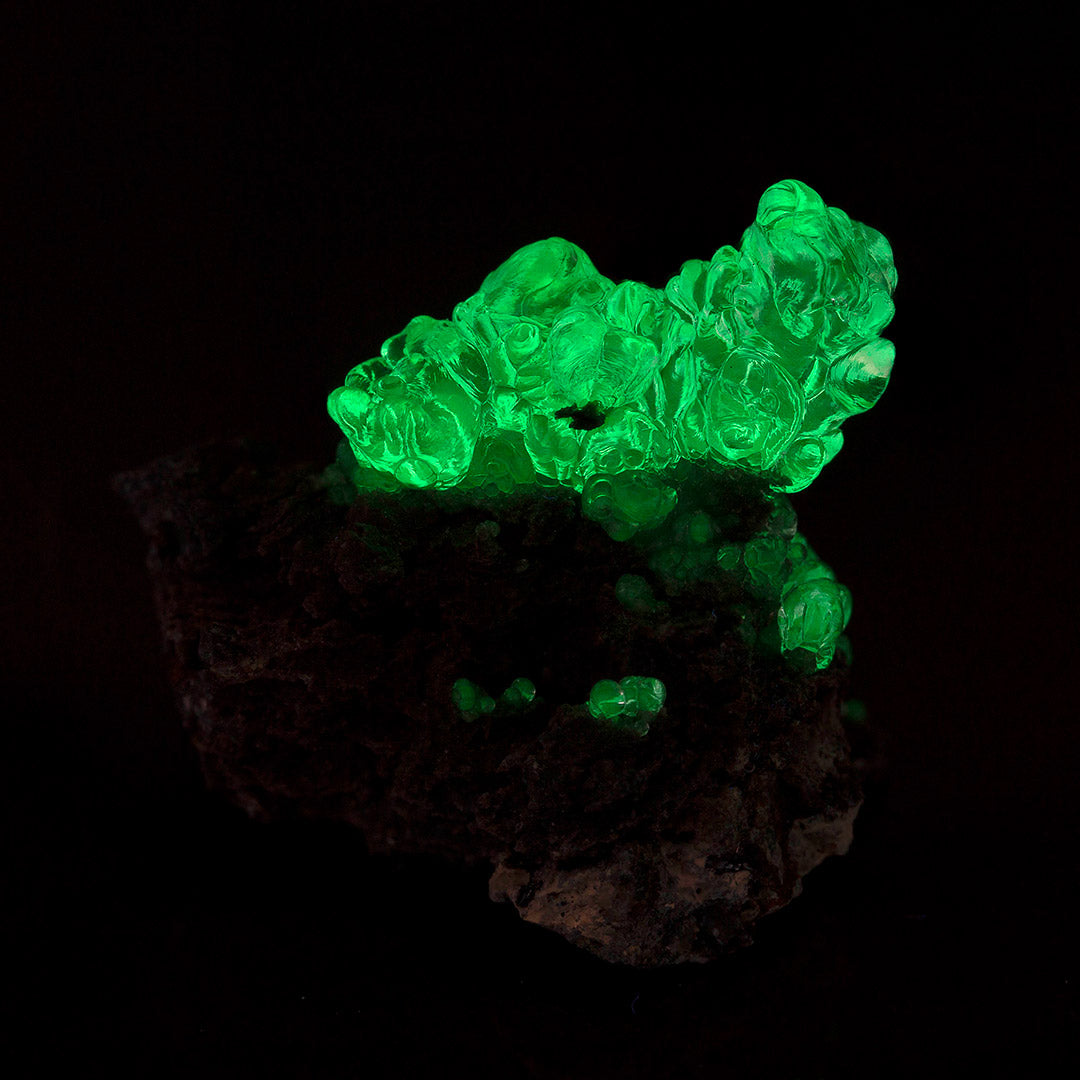 OPAL VAR HYALITE